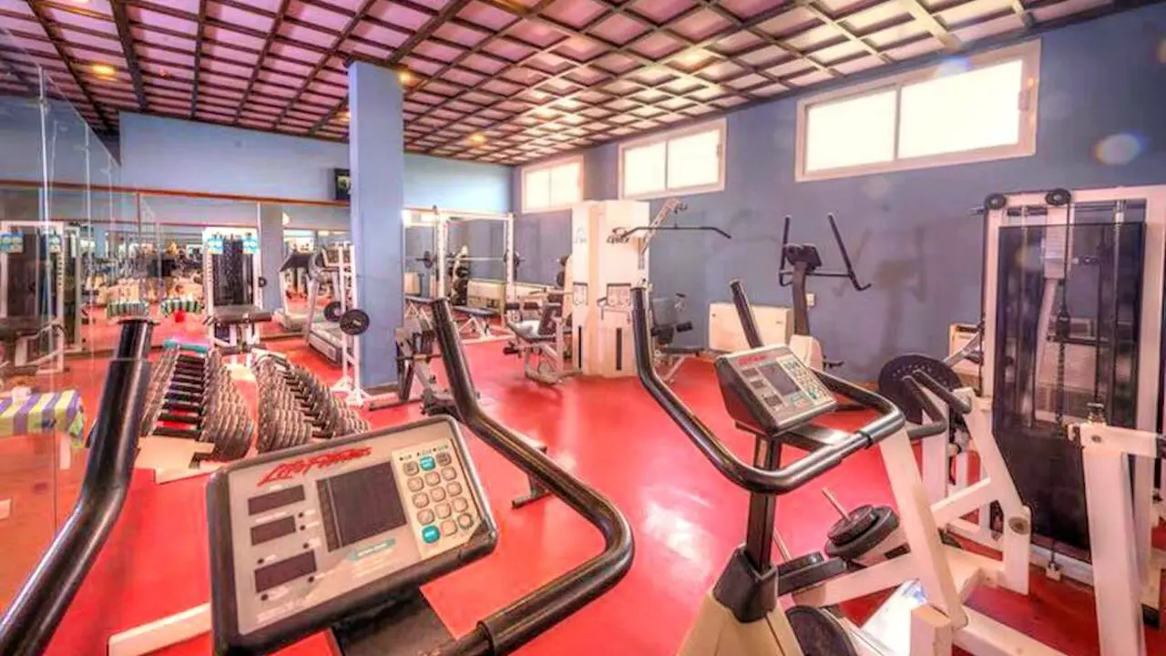 الفندق كيفي بالميرا بيتش - العين السخنة